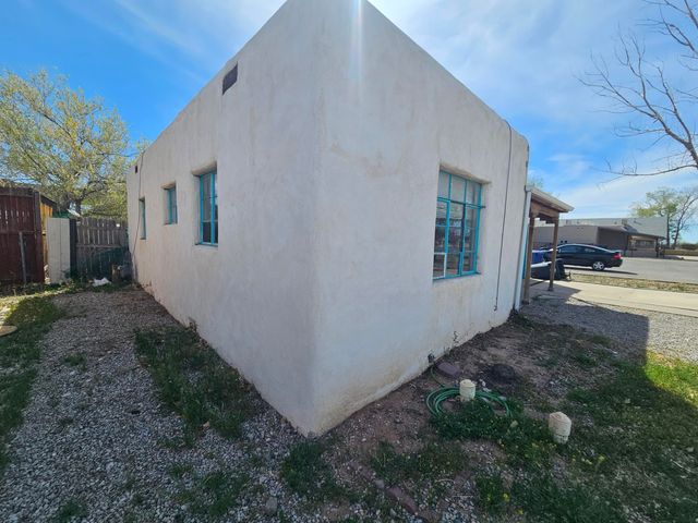 3428 Ross Avenue SE, Albuquerque, NM 87106