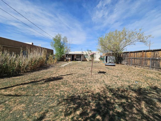 3428 Ross Avenue SE, Albuquerque, NM 87106