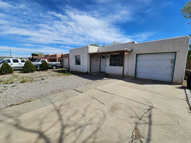 3428 Ross Avenue SE, Albuquerque, NM 87106