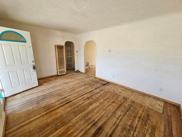 3428 Ross Avenue SE, Albuquerque, NM 87106