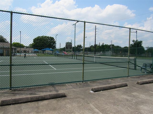 7623 Silver Cloud Lane, Houston, TX 77086