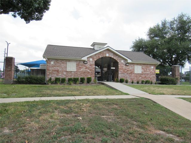 7623 Silver Cloud Lane, Houston, TX 77086