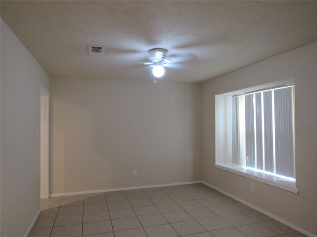 7623 Silver Cloud Lane, Houston, TX 77086