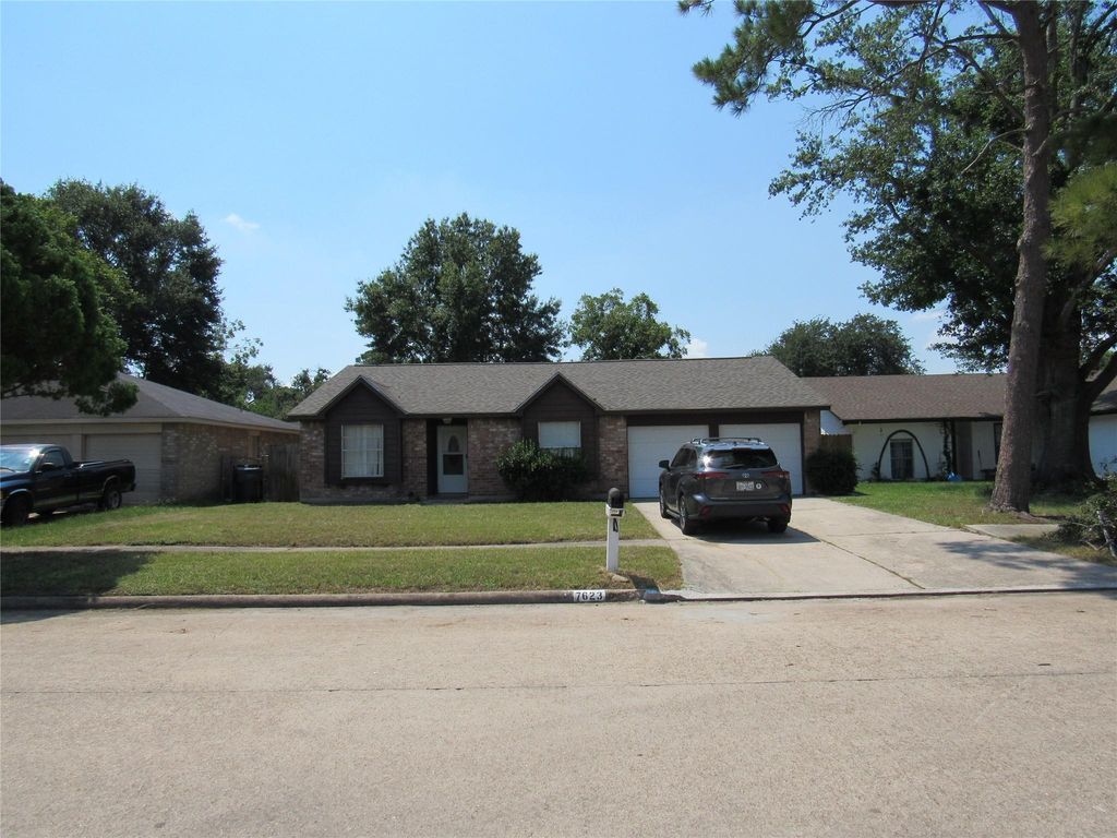 7623 Silver Cloud Lane, Houston, TX 77086