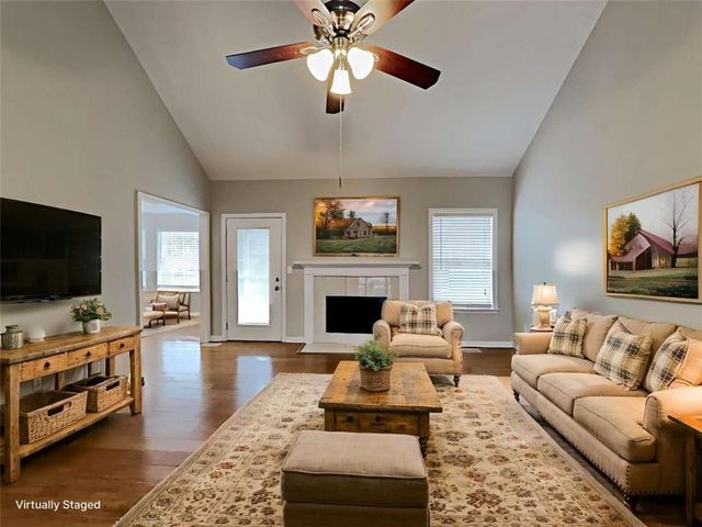 3931 Robindale Drive, Douglasville, GA 30135