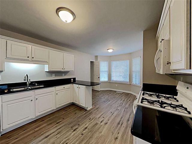 3931 Robindale Drive, Douglasville, GA 30135