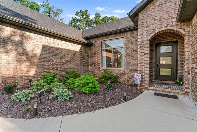 3 Florence Circle, Bella Vista, AR 72715