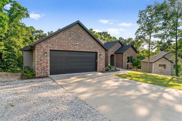 3 Florence Circle, Bella Vista, AR 72715
