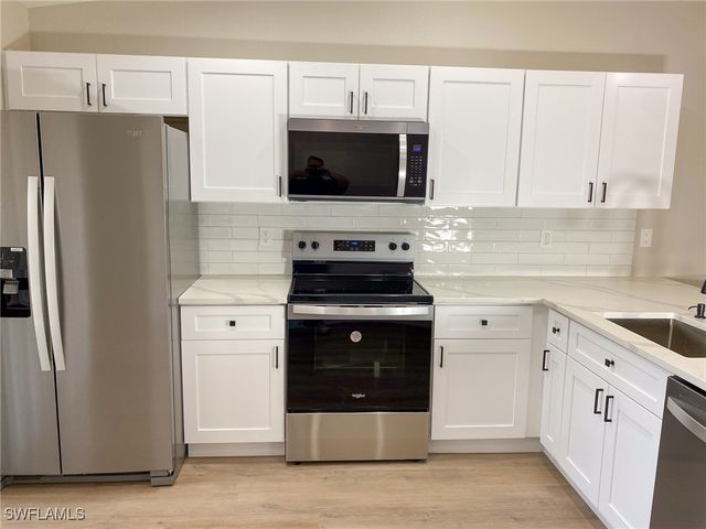 4180 Looking Glass LN 4108, Naples, FL 34112