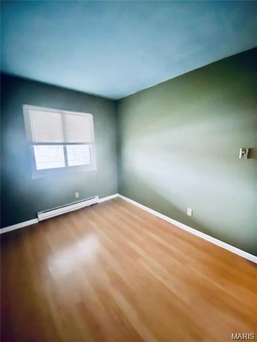 7305 Sieloff Drive F, Hazelwood, MO 63042