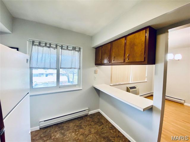 7305 Sieloff Drive F, Hazelwood, MO 63042