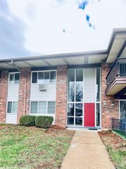 7305 Sieloff Drive F, Hazelwood, MO 63042