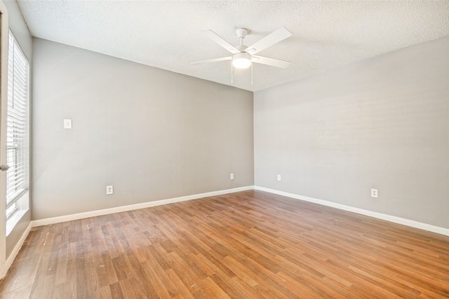 8560 Park Lane 136, Dallas, TX 75231