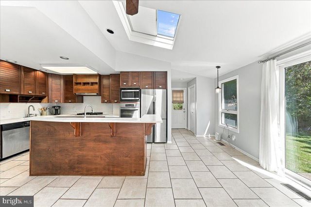 305 STEEL RD, Havertown, PA 19083