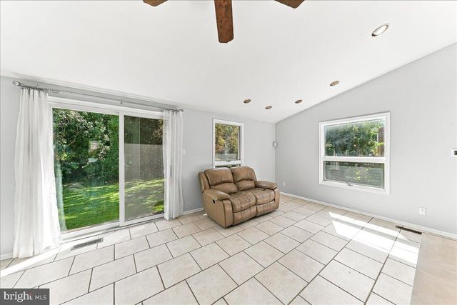 305 STEEL RD, Havertown, PA 19083