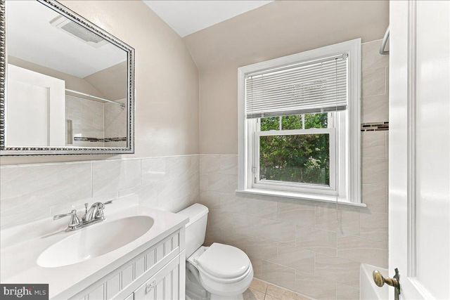 305 STEEL RD, Havertown, PA 19083