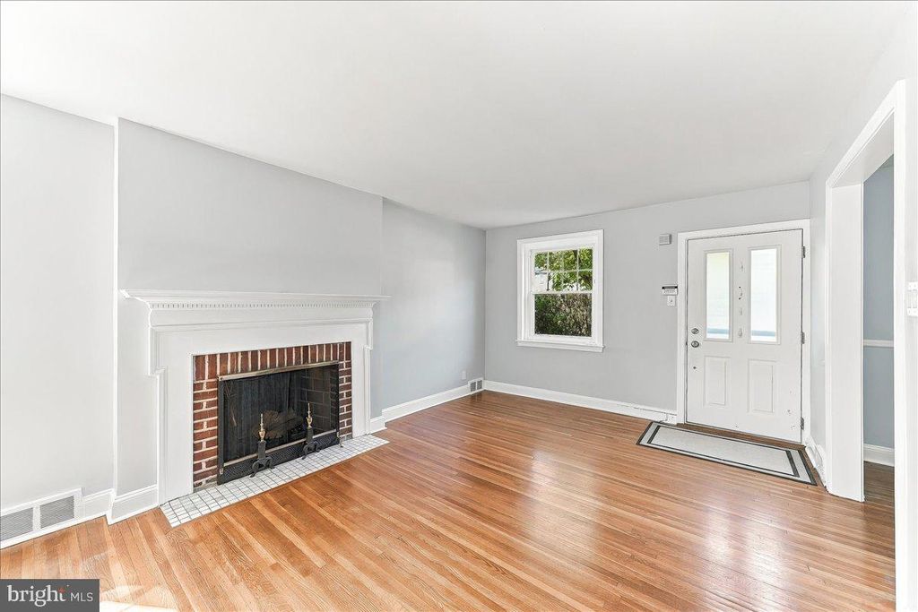 305 STEEL RD, HAVERTOWN, PA 19083 — photo 4