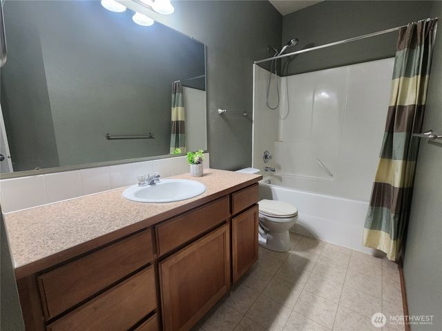 8318 55th Avenue SE, Olympia, WA 98513