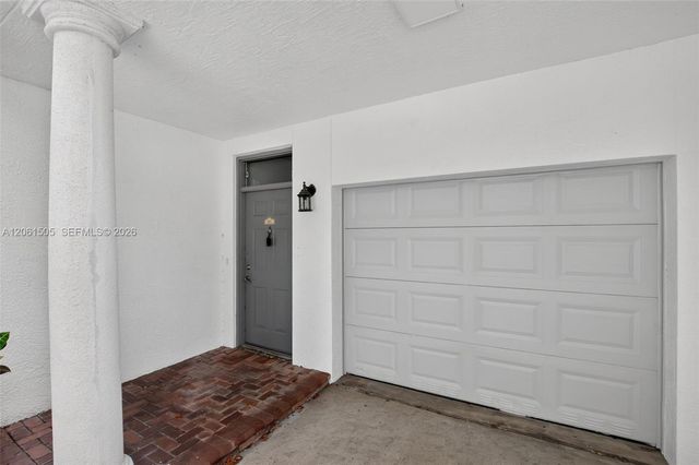 2024 Alta Meadows Ln 807, Delray Beach, FL 33444