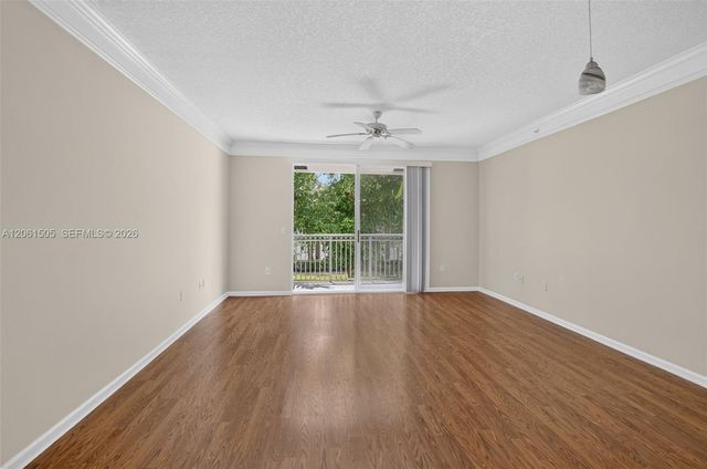 2024 Alta Meadows Ln 807, Delray Beach, FL 33444