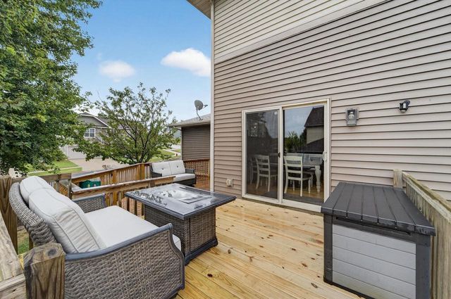 2610 Koshkonong Way, Sun Prairie, WI 53590