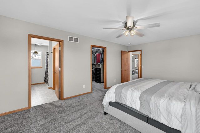 2610 Koshkonong Way, Sun Prairie, WI 53590