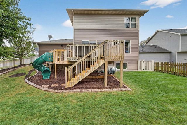 2610 Koshkonong Way, Sun Prairie, WI 53590