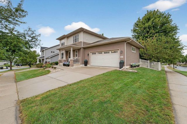 2610 Koshkonong Way, Sun Prairie, WI 53590