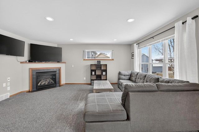 2610 Koshkonong Way, Sun Prairie, WI 53590