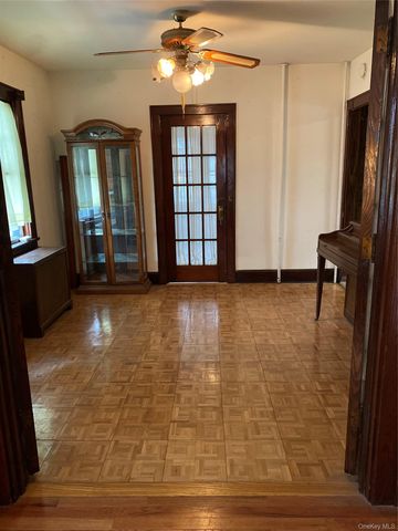 78 E Lincoln Avenue, Valley Stream, NY 11580