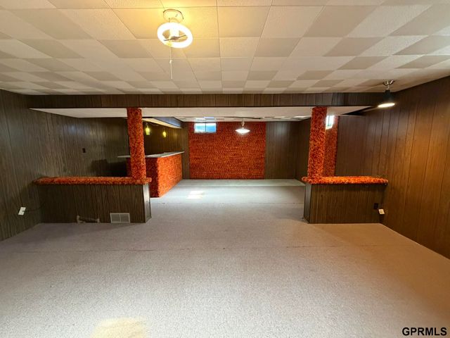 330 Kingwood Avenue, Crete, NE 68333