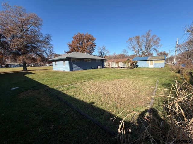 330 Kingwood Avenue, Crete, NE 68333