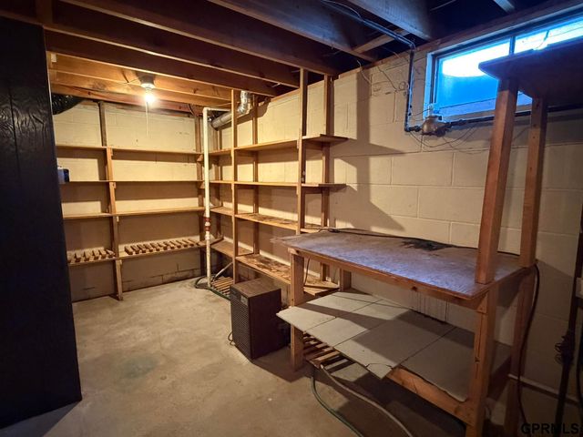 330 Kingwood Avenue, Crete, NE 68333