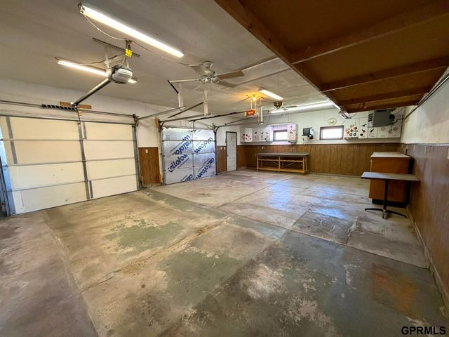 330 Kingwood Avenue, Crete, NE 68333