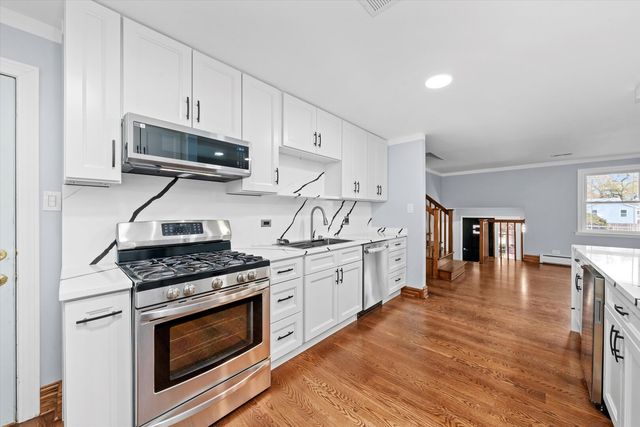 9254 Austin Avenue, Oak Lawn, IL 60453