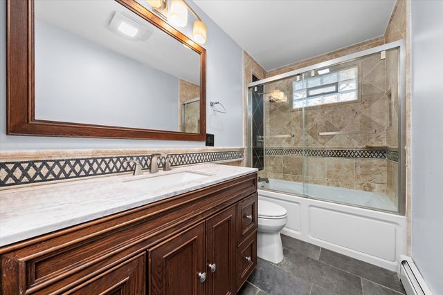 9254 Austin Avenue, Oak Lawn, IL 60453