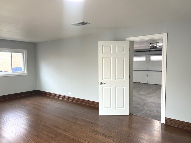 9254 Austin Avenue, Oak Lawn, IL 60453