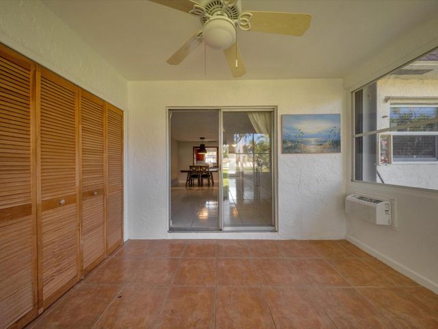 417 SW Natura Avenue B, Deerfield Beach, FL 33441