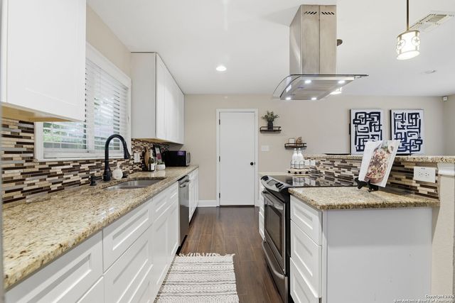 3122 Shady Springs, San Antonio, TX 78230