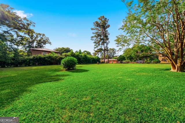 1733 Cedarwood Road, Milledgeville, GA 31061