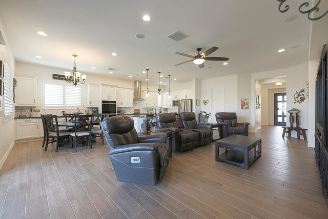 3205 N 198th Lane, Buckeye, AZ 85396
