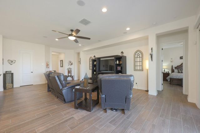 3205 N 198th Lane, Buckeye, AZ 85396