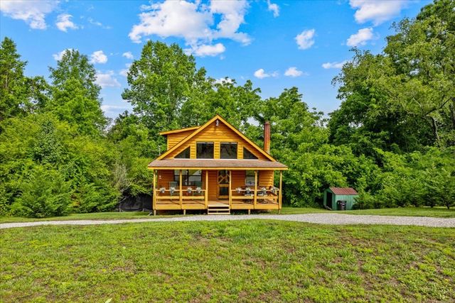 321 Sunrise Street, Murphy, NC 28906