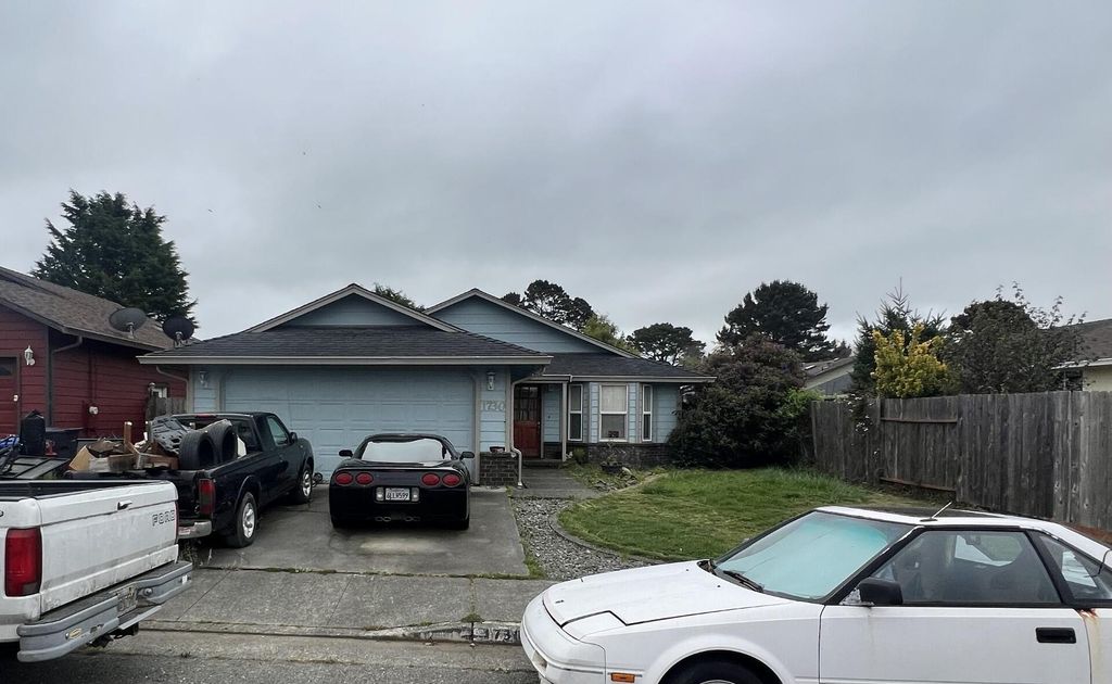1730 Heartwood Drive, Mckinleyville, CA 95519