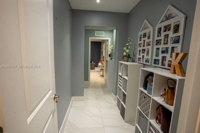 4210 W 6th Ave, Hialeah, FL 33012