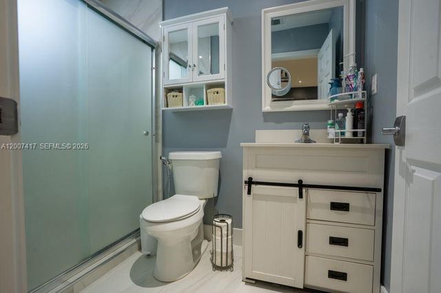 4210 W 6th Ave, Hialeah, FL 33012