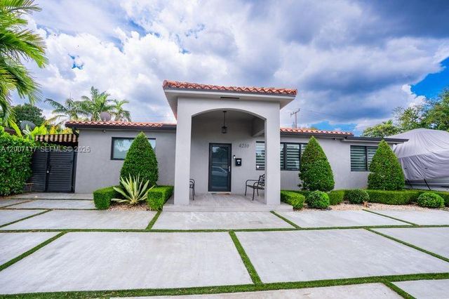 4210 W 6th Ave, Hialeah, FL 33012