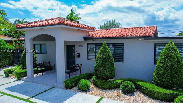 4210 W 6th Ave, Hialeah, FL 33012