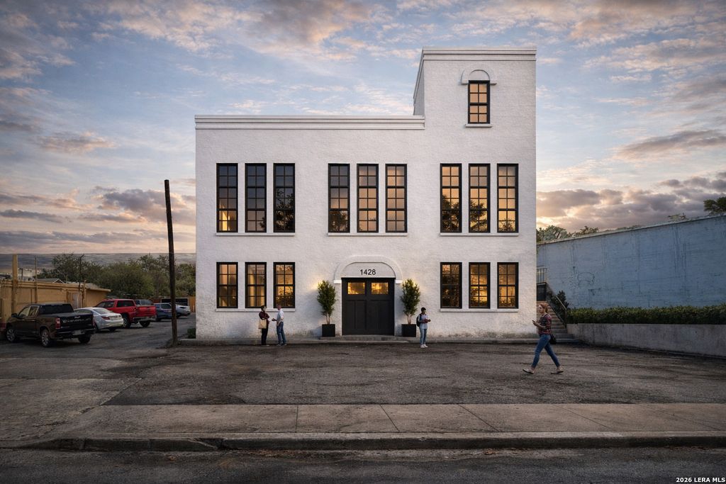 1426 new braunfels, San Antonio, TX 78210