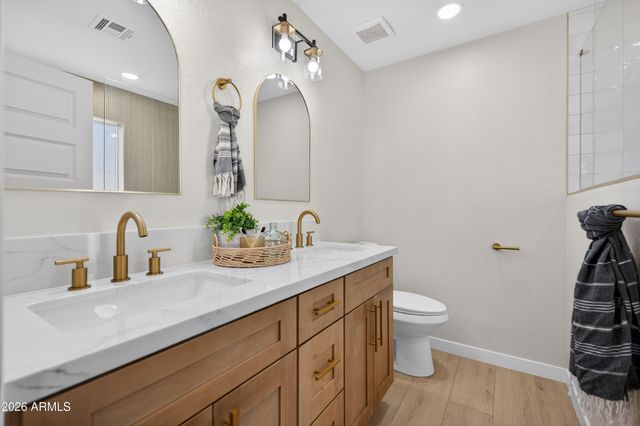 3228 E DOVER Street, Mesa, AZ 85213